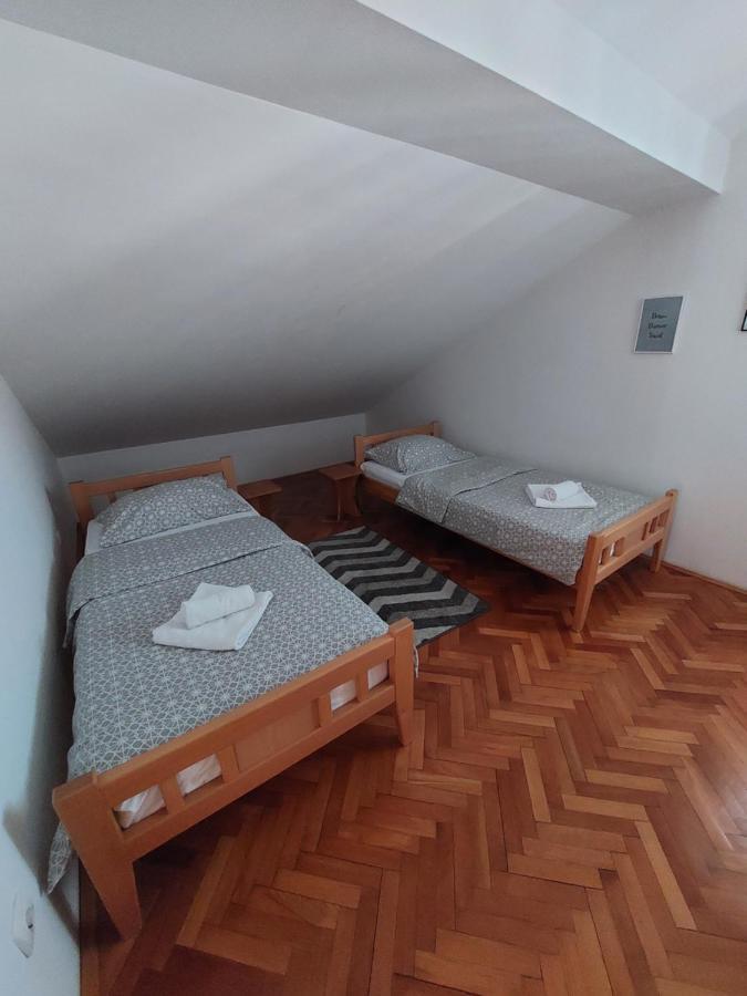 트레빈예 Apartman Kovac 아파트 외부 사진