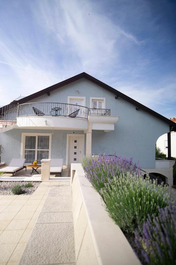 트레빈예 Apartman Kovac 아파트 외부 사진